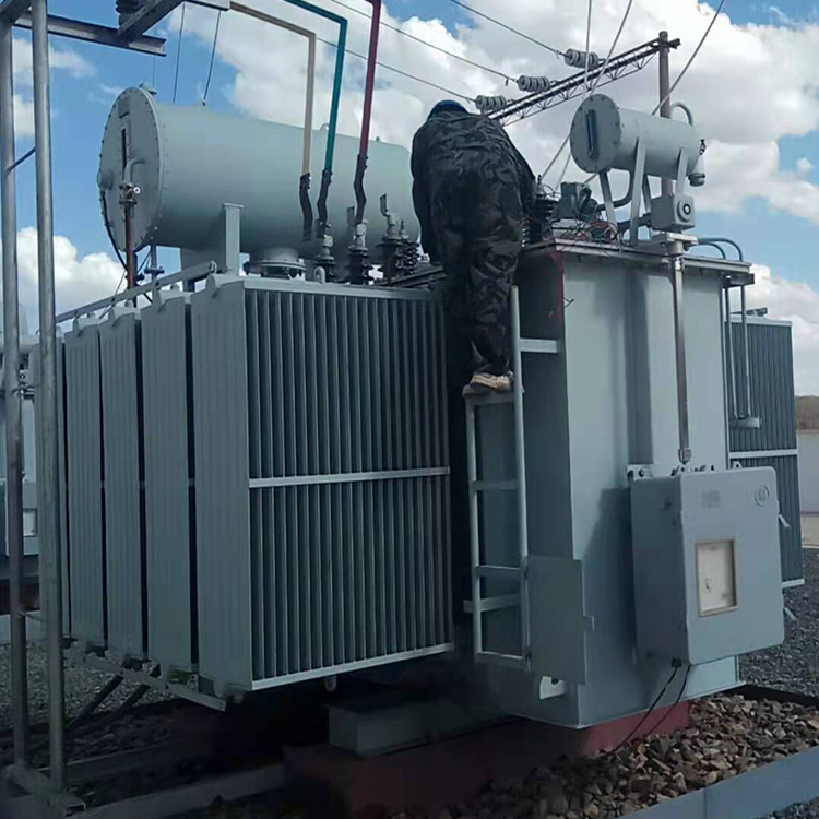 How many kW can a 250kVA transformer carry?cid=323